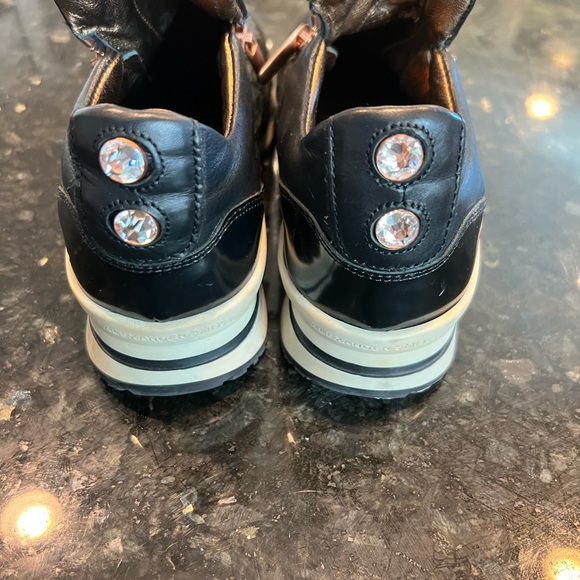 Alexander Smith, size 8, Eur 38, made in Italy women‘s black leather,never worn - Picture 2 of 4